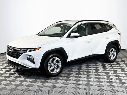 Used 2023 Hyundai Tucson SEL FWD image 4