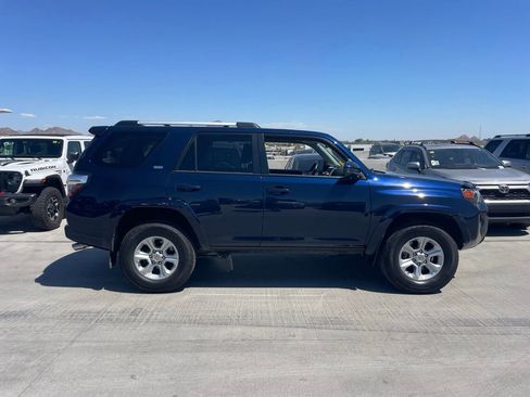 Used 2019 Toyota 4Runner SR5 image 3