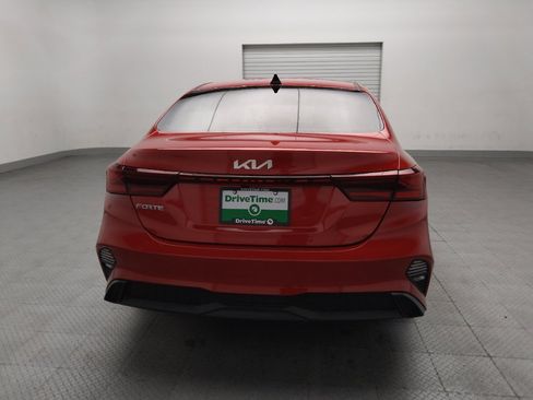 Used 2024 Kia Forte LXS FWD image 7