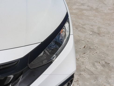 Used 2020 Honda Civic Sport image 11