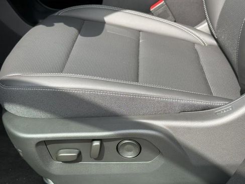 New 2026 Buick Envision Preferred image 17