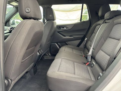 Used 2025 Chevrolet Equinox LT FWD image 25