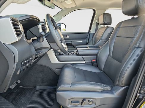 Used 2024 Toyota Tundra Limited AWD/4WD image 16