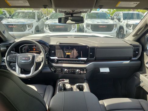 New 2026 GMC Sierra 1500 SLT w/ SLT Premium Plus Package AWD/4WD image 7