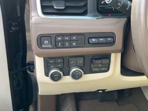 Used 2024 GMC Yukon Denali w/ Max Trailering Package AWD/4WD image 33