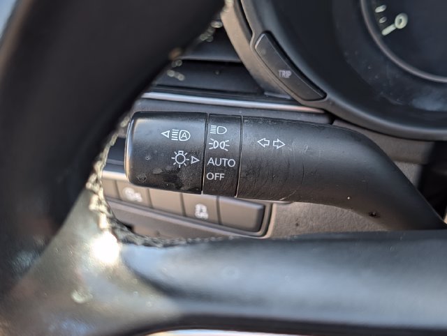 Used 2025 MAZDA MAZDA3 s FWD image 29