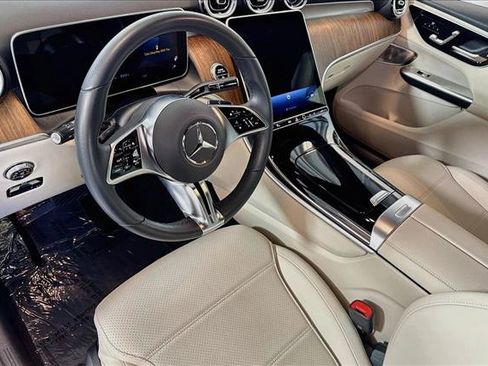 Used 2026 Mercedes-Benz GLC 300 4MATIC image 9