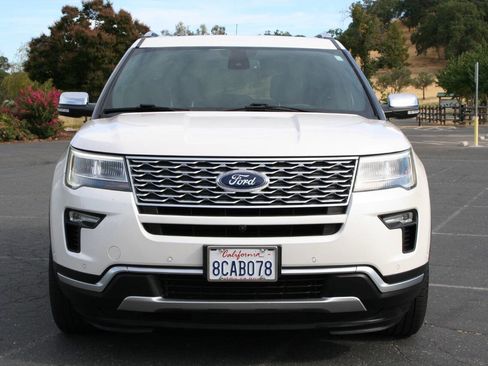 Used 2018 Ford Explorer Platinum image 6
