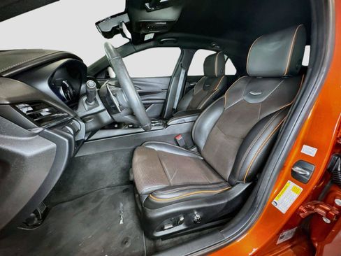 Used 2022 Cadillac CT4 V w/ Navigation Package RWD image 9