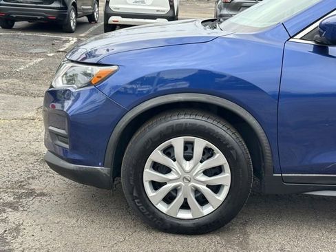 Used 2018 Nissan Rogue S FWD image 6