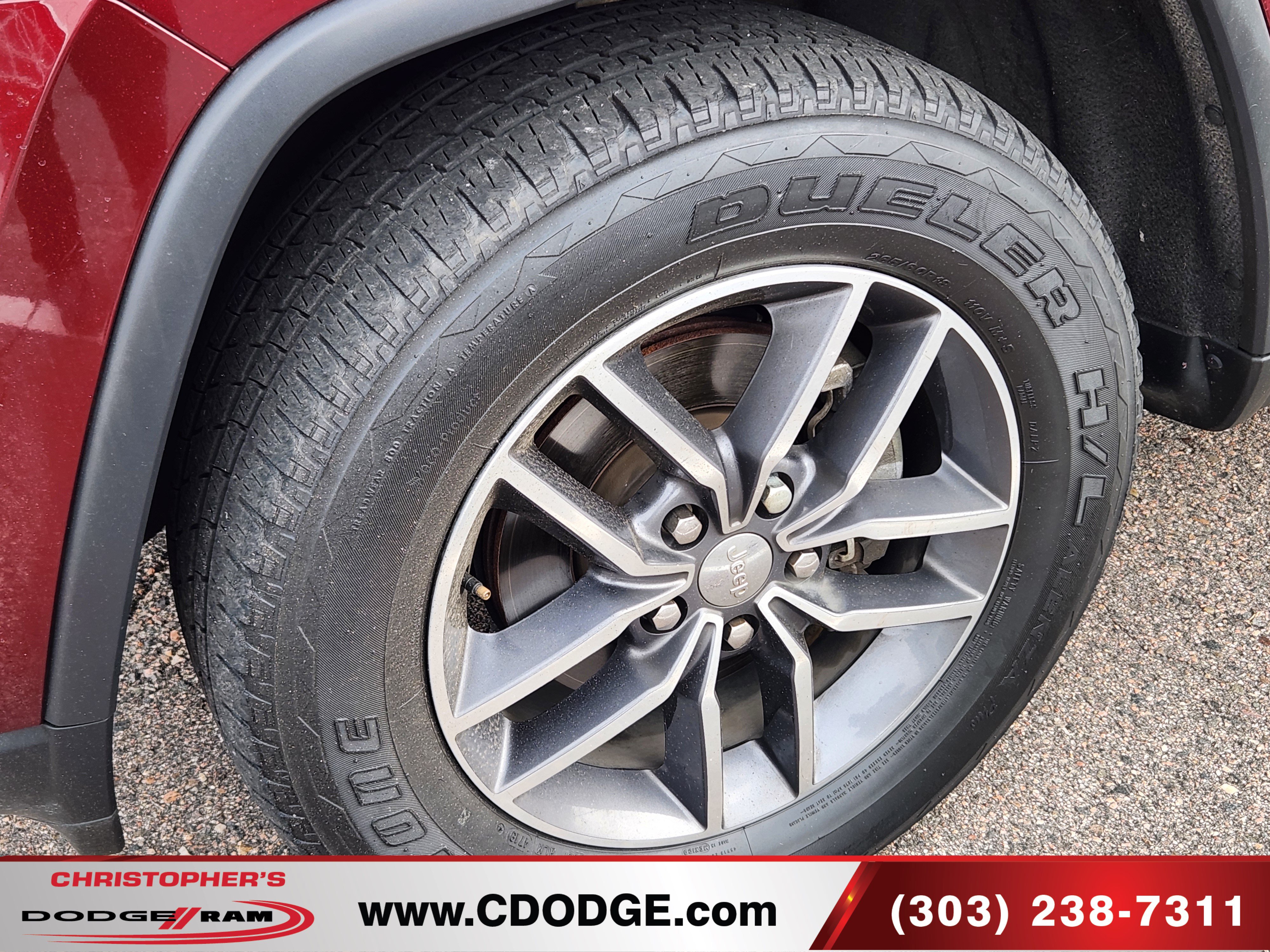 Used 2018 Jeep Grand Cherokee Limited AWD/4WD image 23
