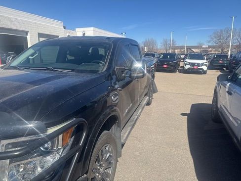 Used 2016 Nissan Titan Platinum Reserve image 7