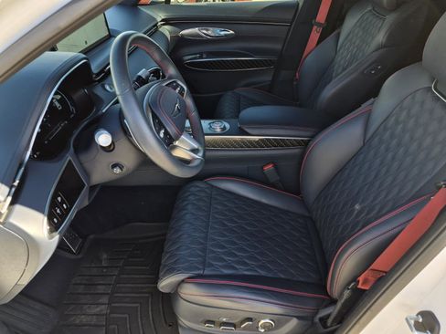 Used 2023 Genesis GV70 3.5T Sport w/ Sport Prestige Package image 31