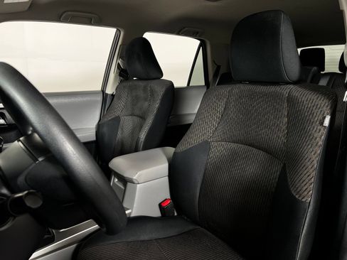 Used 2012 Toyota 4Runner SR5 RWD image 13