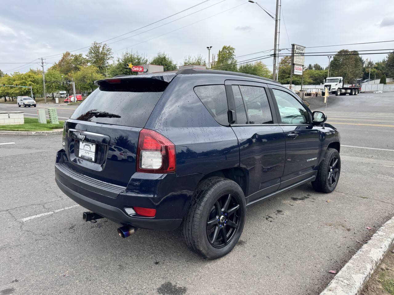 Used 2016 Jeep Compass Sport w/ Power Value Group AWD/4WD image 3
