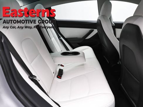 Used 2018 Tesla Model 3 Long Range image 19