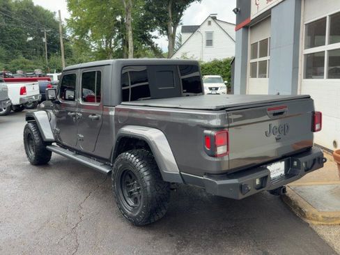 Used 2021 Jeep Gladiator Sport AWD/4WD image 6