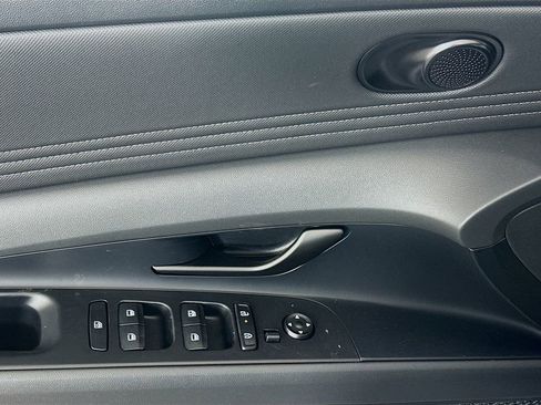 New 2026 Hyundai Elantra Sport image 18