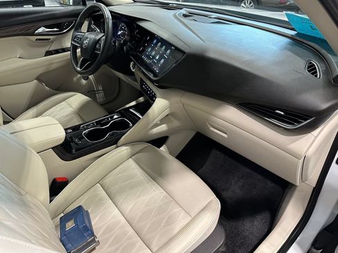 Used 2023 Buick Envision Avenir AWD/4WD image 34