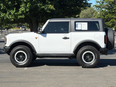 Used 2023 Ford Bronco Badlands AWD/4WD image 8