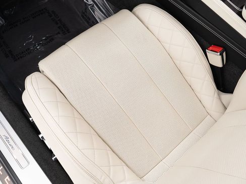 Used 2023 Bentley Continental GT Azure AWD/4WD image 27
