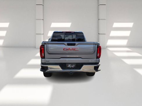 New 2026 GMC Sierra 1500 SLT image 6