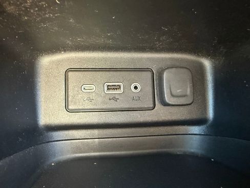 Used 2020 Chevrolet Equinox LT image 46