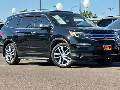 Used 2016 Honda Pilot Touring image 2