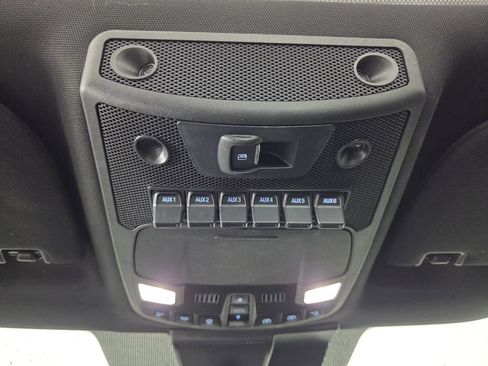 Used 2021 Ford F250 Platinum w/ FX4 Off-Road Package AWD/4WD image 15
