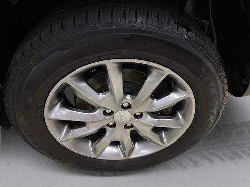 Used 2018 Jeep Cherokee Limited AWD/4WD image 18