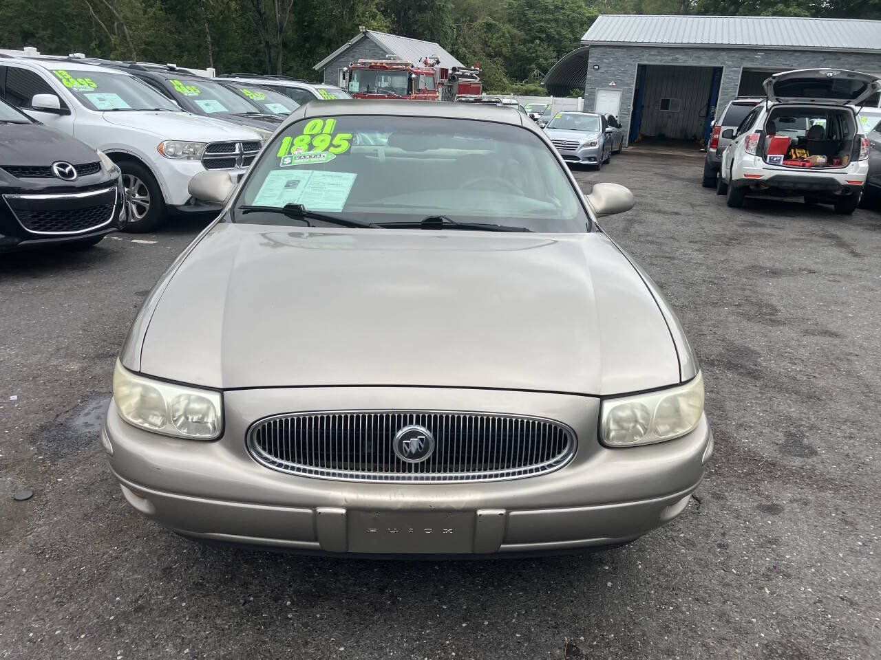 Used 2001 Buick Le Sabre Custom w/ Luxury Pkg FWD image 4
