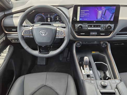 Used 2026 Toyota Grand Highlander AWD Hybrid image 25
