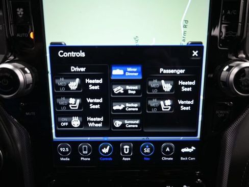Used 2020 RAM 1500 Limited w/ Black Appearance Package AWD/4WD image 17