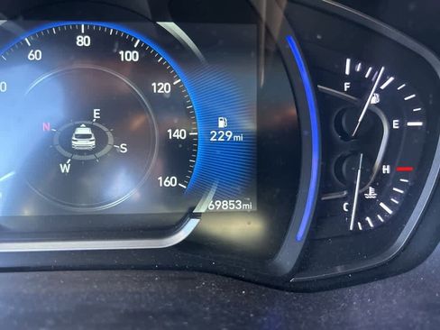 Used 2020 Hyundai Santa Fe Limited image 9