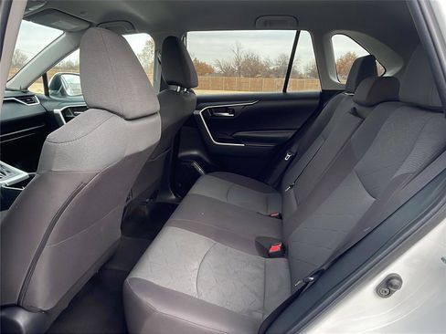 Used 2023 Toyota RAV4 XLE image 18