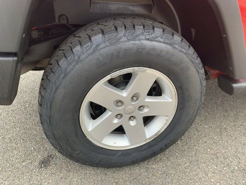 Used 2018 Jeep Wrangler Unlimited Sport S image 7