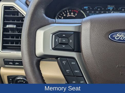 Certified 2019 Ford F150 Lariat image 26