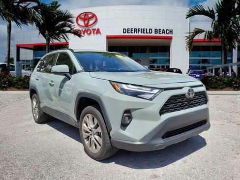 Used 2023 Toyota RAV4 XLE Premium image 1
