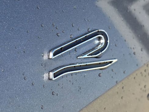 New 2026 Volkswagen Tiguan SE R-Line FWD image 8