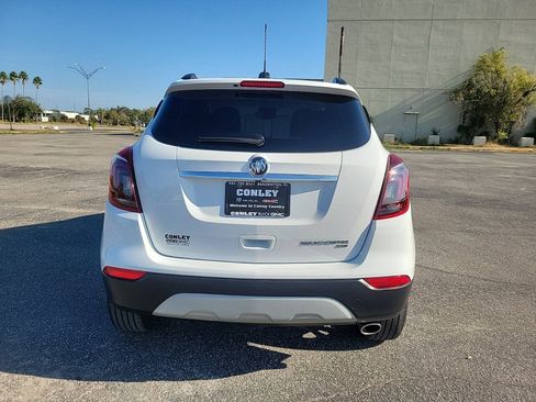 Used 2022 Buick Encore Preferred w/ Safety Package image 7