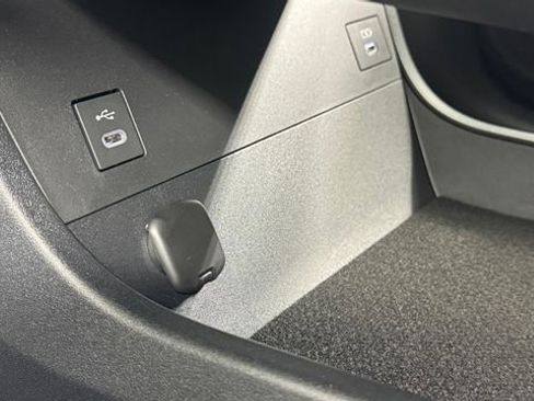 New 2026 Subaru Uncharted AWD image 34