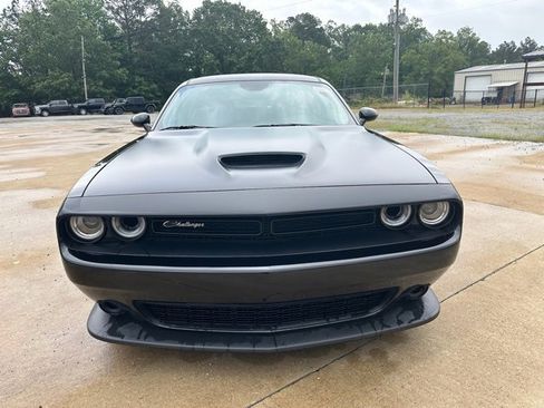 Used 2023 Dodge Challenger R/T w/ T/A Package image 7