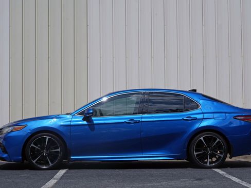 Used 2018 Toyota Camry XSE w/ Protection Package (Q2) FWD image 8
