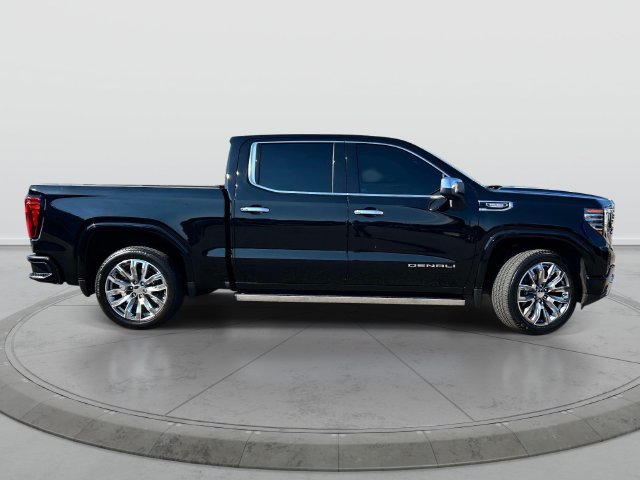 Used 2024 GMC Sierra 1500 Denali AWD/4WD image 2