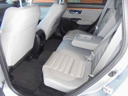 Used 2018 Honda CR-V EX image 9