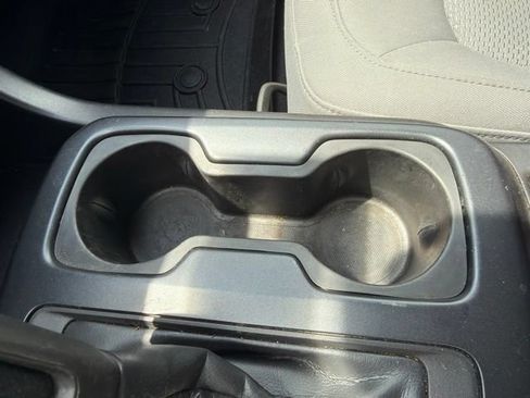 Used 2019 Chevrolet Colorado W/T w/ WT Convenience Package RWD image 35