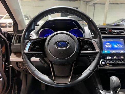 Used 2018 Subaru Outback 2.5i Limited AWD/4WD image 13