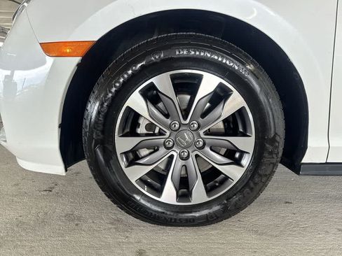 Used 2023 Honda Odyssey EX-L image 10