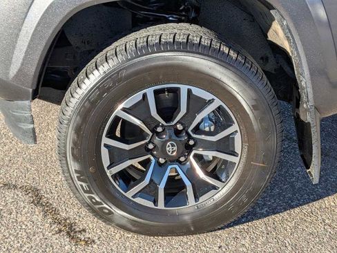 Used 2023 Toyota Tacoma TRD Sport image 17