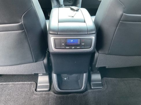Used 2015 Toyota Highlander XLE AWD/4WD image 33